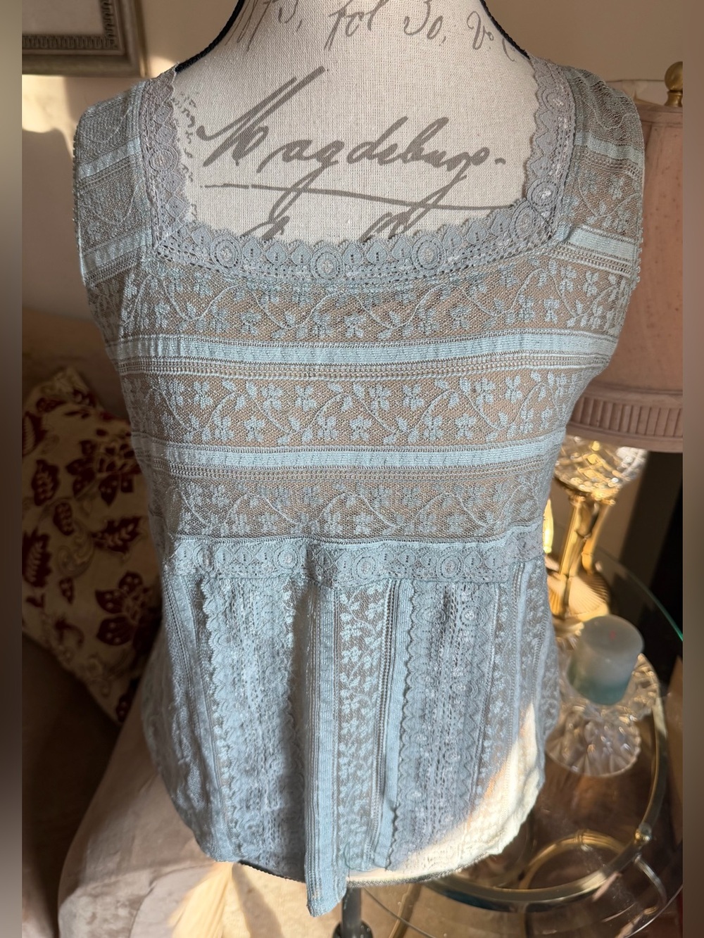 3/$12 Cute Signature Studio Boho Chic Design Top